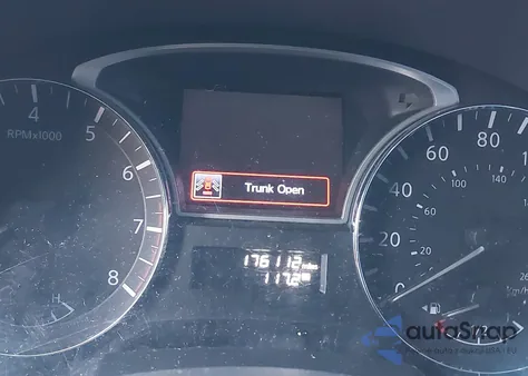 2015 Nissan Altima 2.5 Sv z USA, uszkodzony, nr VIN 1N4AL3AP3FC200540